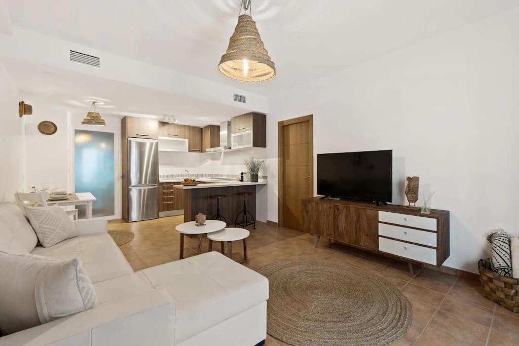 Luxe Appartement, Centrum Marbella, Vlak Aan Zee! Марбелья